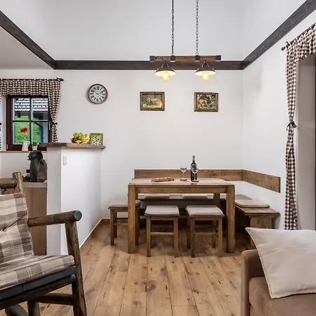 Gorska Bajka - Smreka, Kuca Za Odmor I Wellness 샬레 Stara Susica